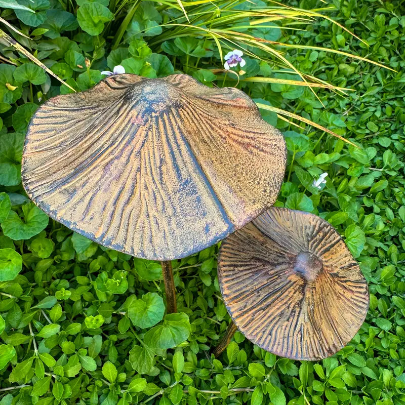 Retro Metal Mushroom Ornament
