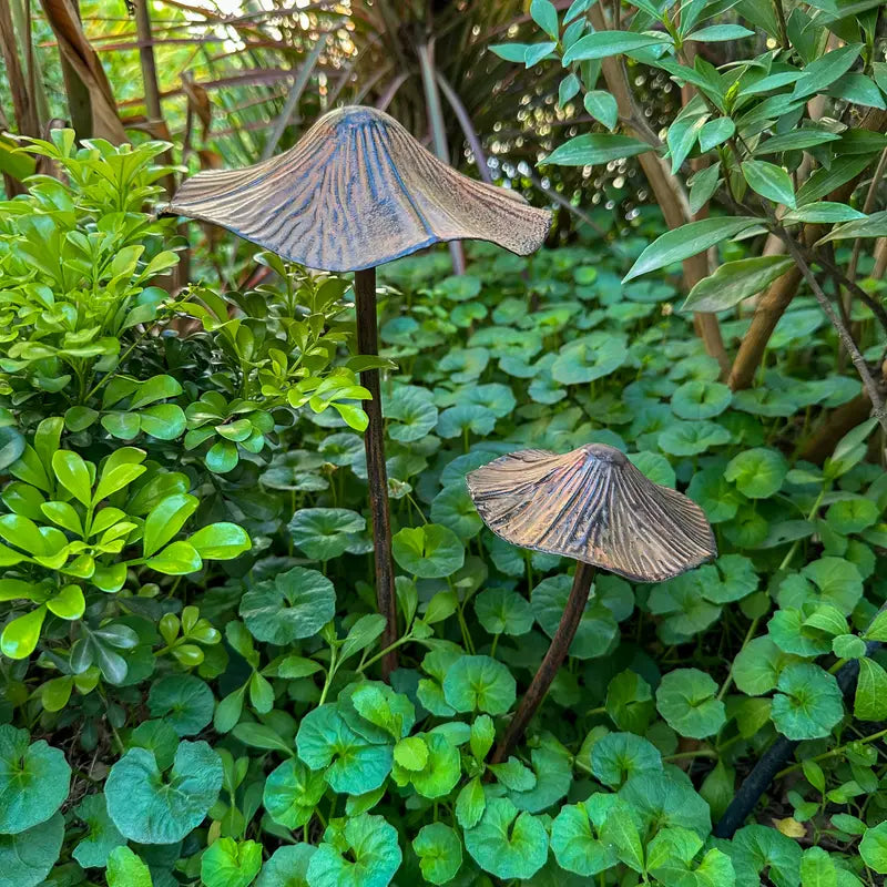 Retro Metal Mushroom Ornament